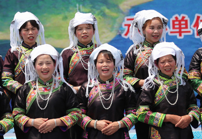 隆林 百村千人山歌赛唱响“三月三”民族文化盛宴